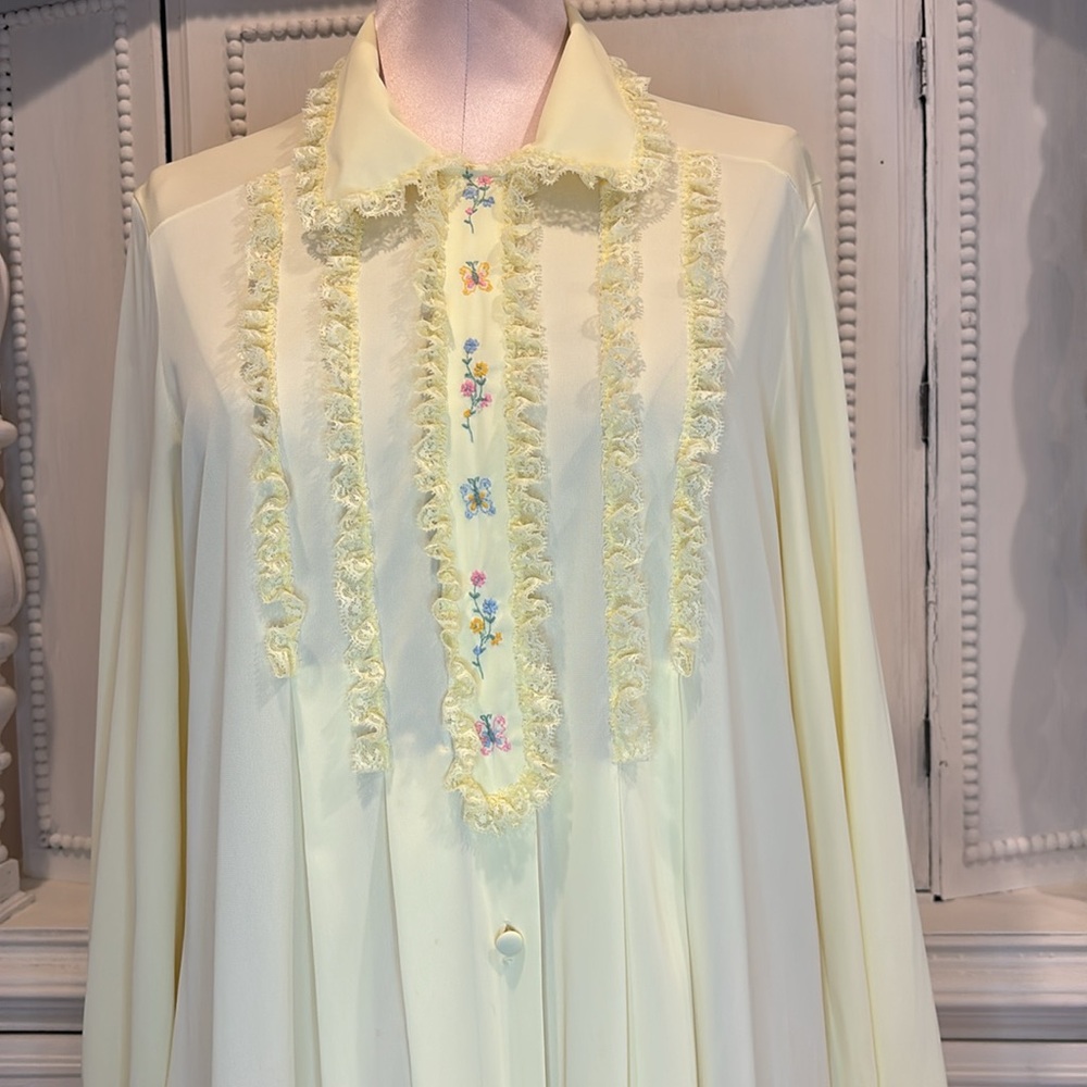 Goddard Artemis Vintage 60’s Yellow Lace and Embroidery Button Down Robe SZ MD - Picture 2 of 12